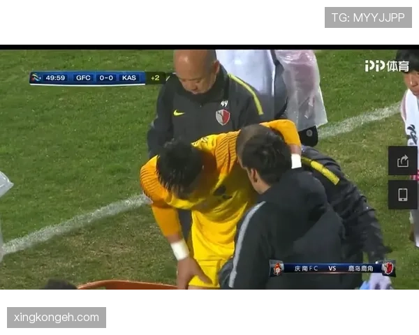 守门员犯规的判罚标准与比赛影响解析